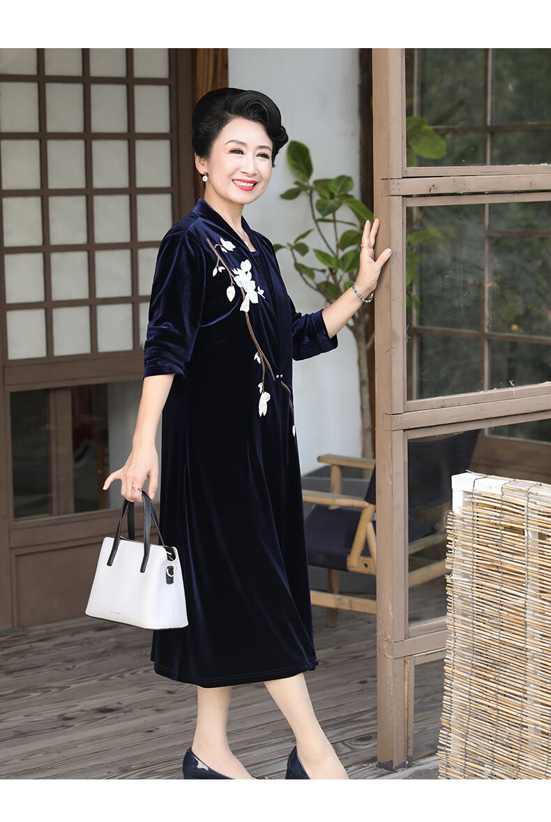 妈妈洋气质金丝绒套装连衣裙高贵阔太太秋装裙子中老年人大码女装