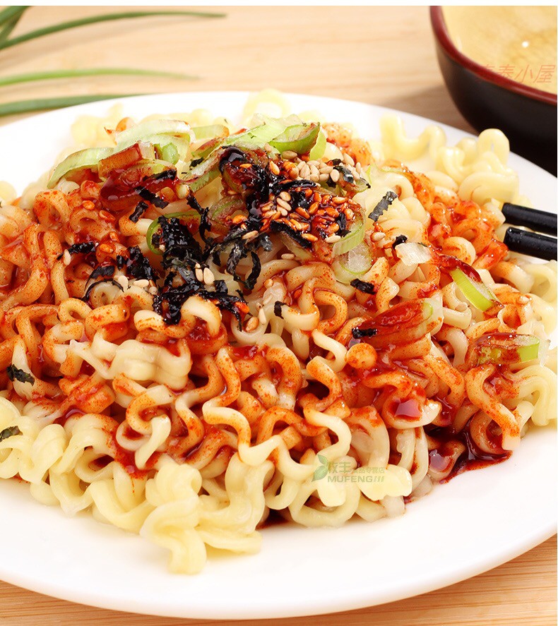 12杯韩国超辣火鸡面70g双倍辣奶油火鸡面核弹辣杯装桶装70g6杯奶油