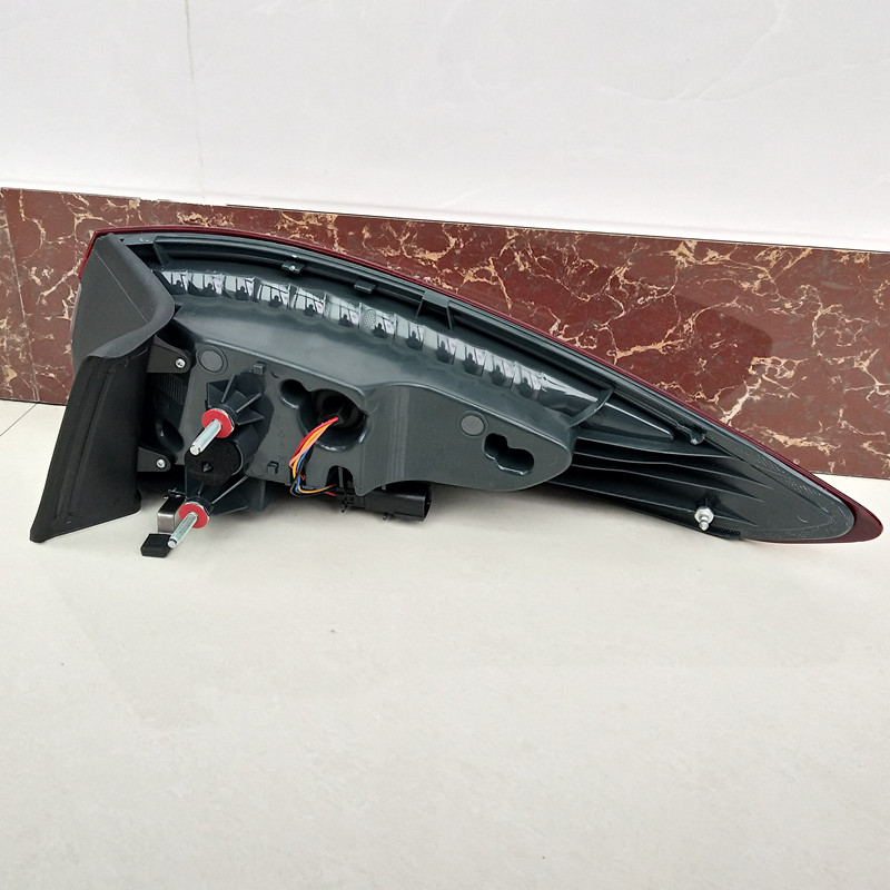 适用于福特蒙迪欧致胜后尾灯13-18款蒙迪欧后刹车灯后灯尾灯总成 副