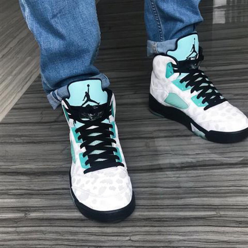 耐克aj5 郭艾伦 雪豹 白绿 3m反光 篮球鞋 郭艾伦cn2932-00 37.