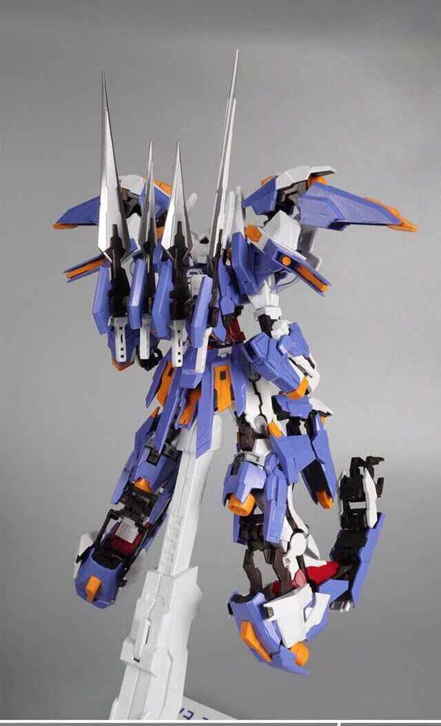 大班mb雪崩能天使 1:100 带地台雪橇水贴r2r3形态 拼装模型 8808雪崩