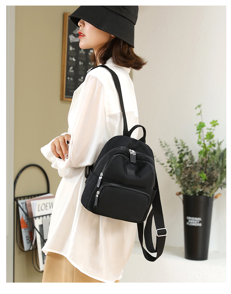 皮尔卡丹pierrecardin牛津布双肩包女小型书包2021女士旅行小背包休闲