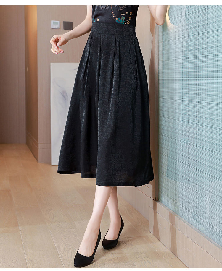 龟裂纹香云纱中长半身裙40到50岁高端真丝桑蚕丝高腰显瘦垂感裙子黑色