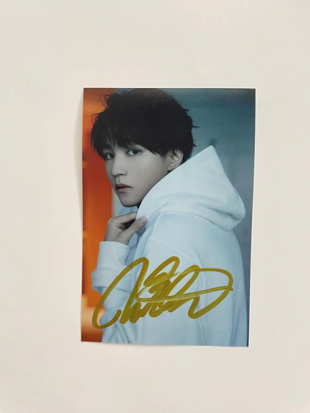 重生之门周边 重生之门王俊凯亲笔签名照周边 王俊凯同款亲签 款