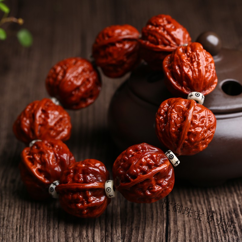 狮子头核桃文玩小核桃手串机刷包浆核桃玉化白狮子头牛骨龙柱款20mm