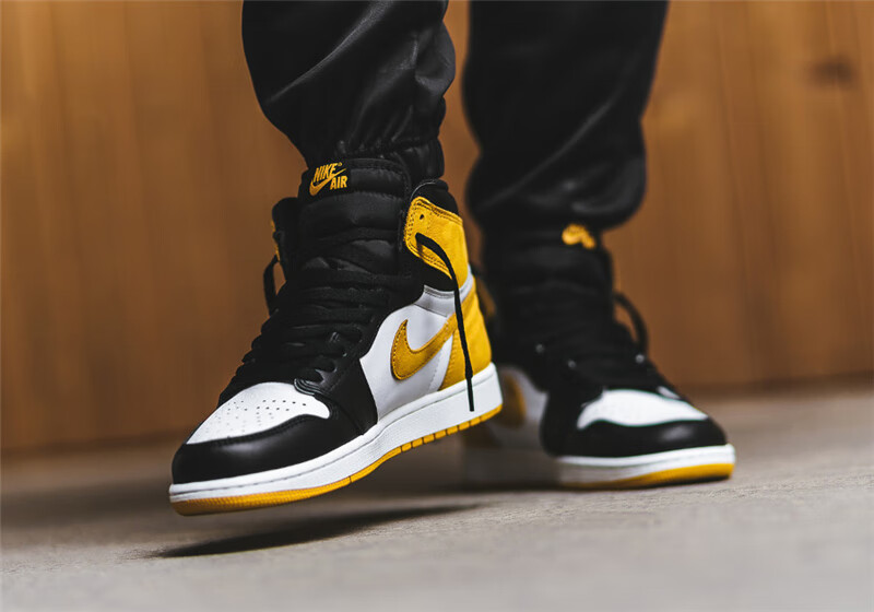 nike耐克air jordan 1 aj1 男鞋六冠王高帮时尚休闲篮球鞋555088-135