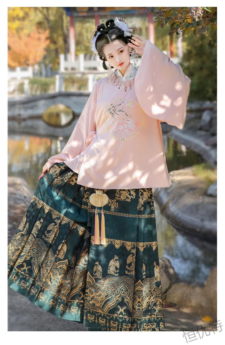 汉服马面裙全套短款桂月兔明制女中国风袄裙圆领袍补服妆花日常款