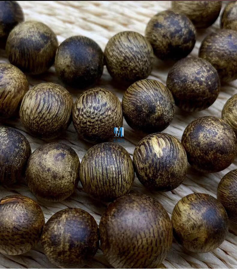海南莺歌绿奇楠沉香越南莺歌绿奇楠沉香念珠手串8mm108颗九分沉男士