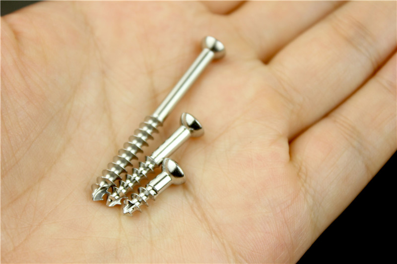 中大型动物拉力螺钉半螺纹松质骨皮质骨自攻螺钉动物骨科手术器械医用