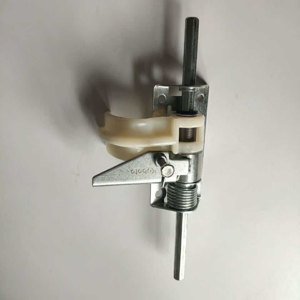 插秧机送秧器总成导苗器送秧组合久保田农机配件手扶48c68c通用