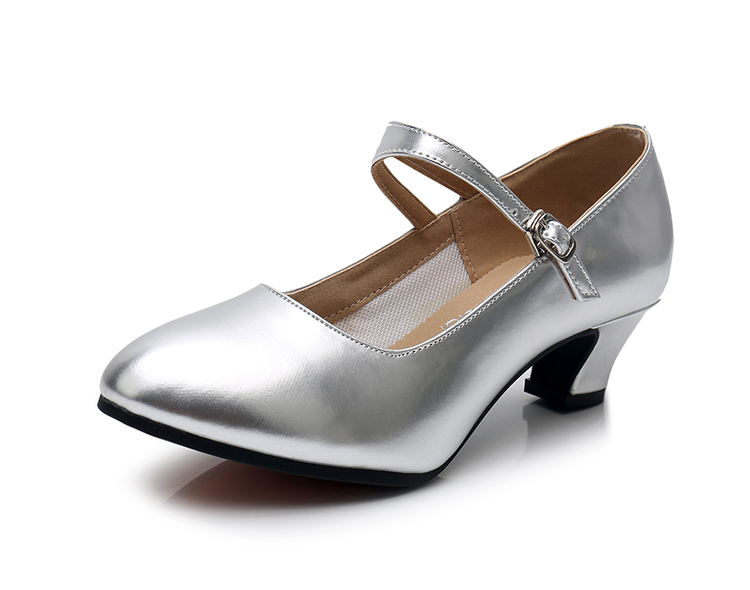 舞蹈皮鞋软皮女中跟女式成人摩登银色中高跟拉丁舞交谊舞广场舞演出鞋