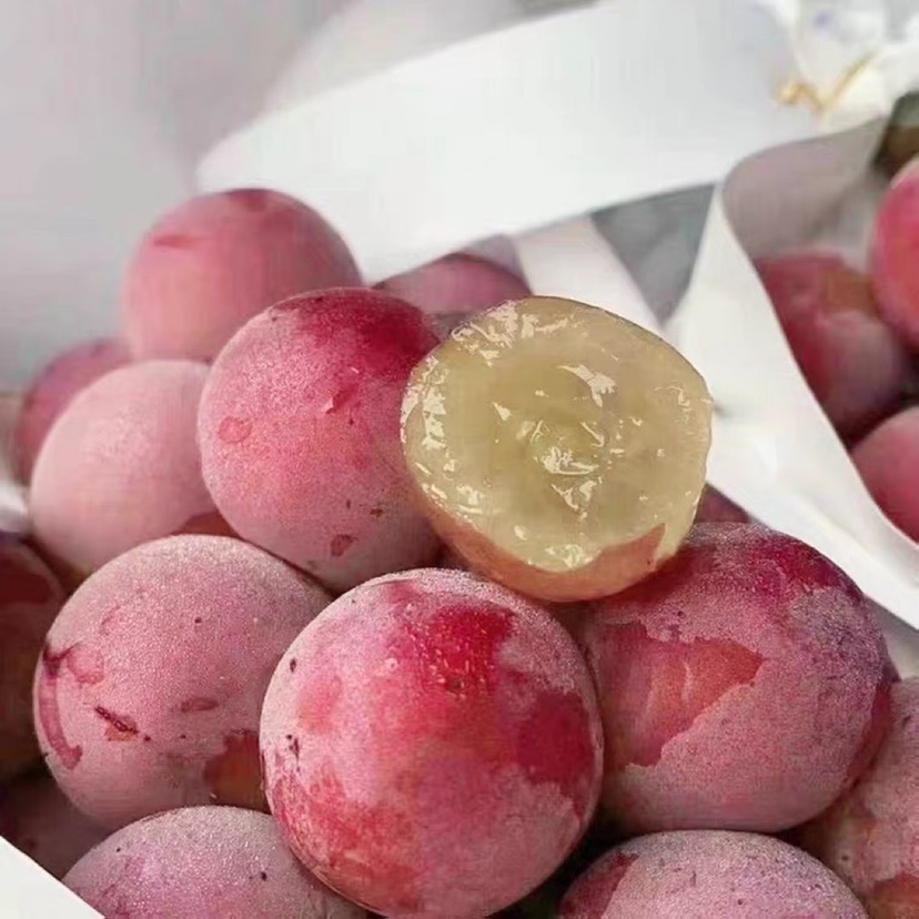 妮娜皇后一级红晴王葡萄原箱3.