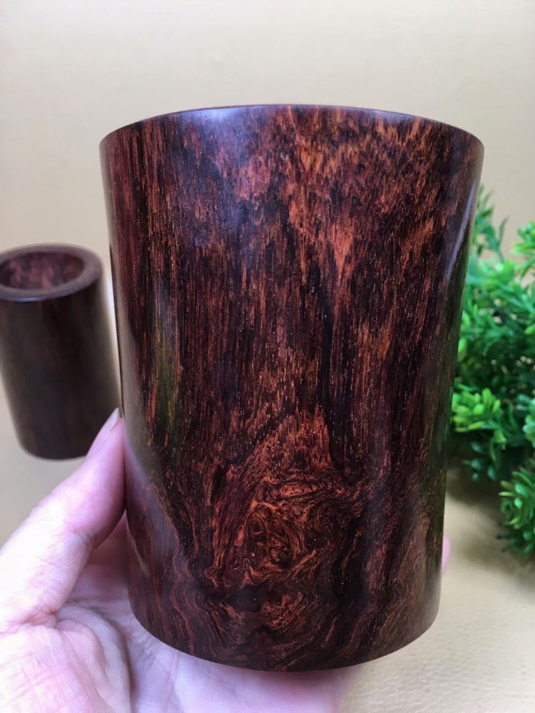 海南黄花梨笔筒荣禧堂正宗紫油梨老料芝麻花纹笔筒底色紫海黄芝麻花