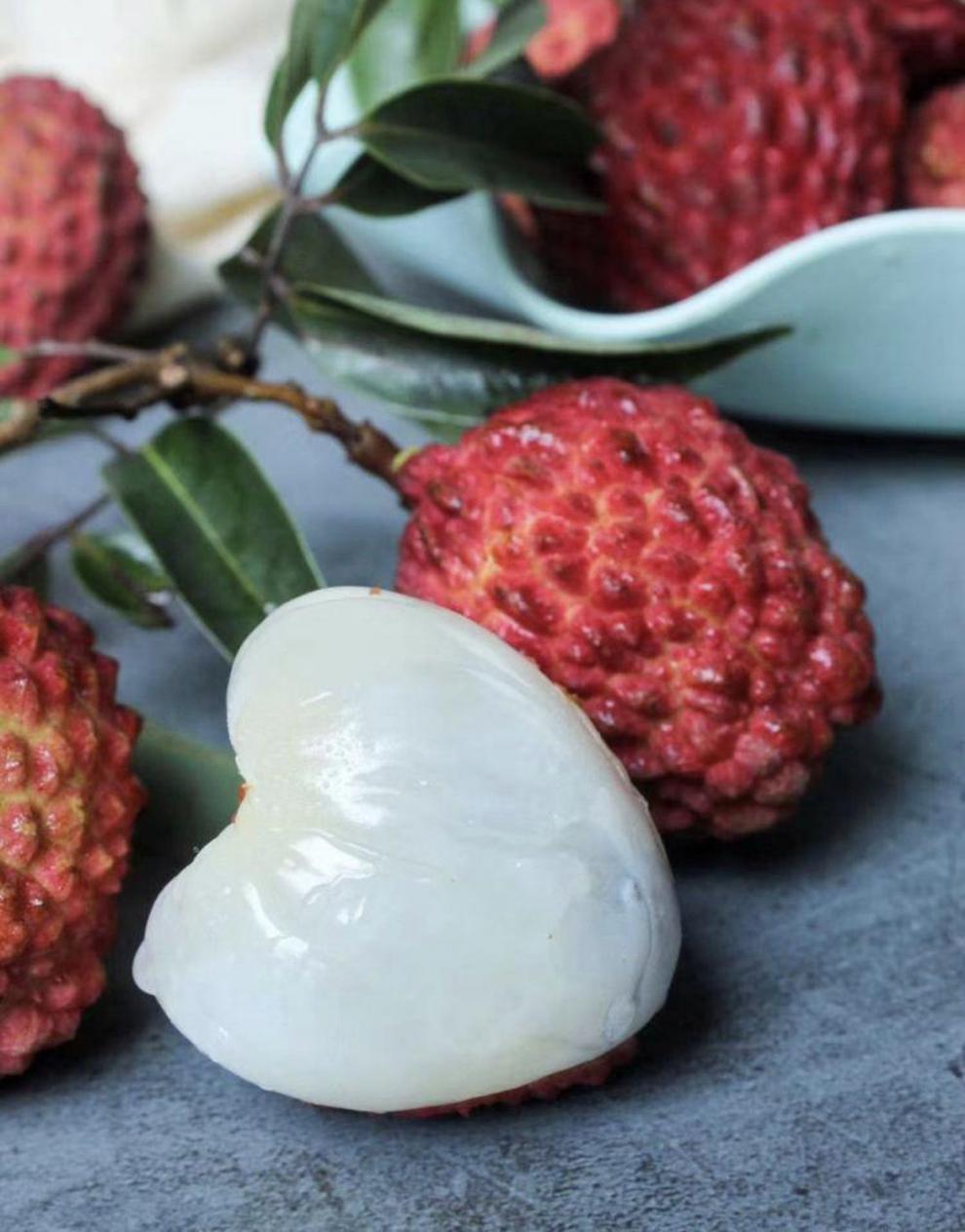 海南火山荔枝王超大26斤产地空运新鲜火山口当季大荔枝大果普通装5斤