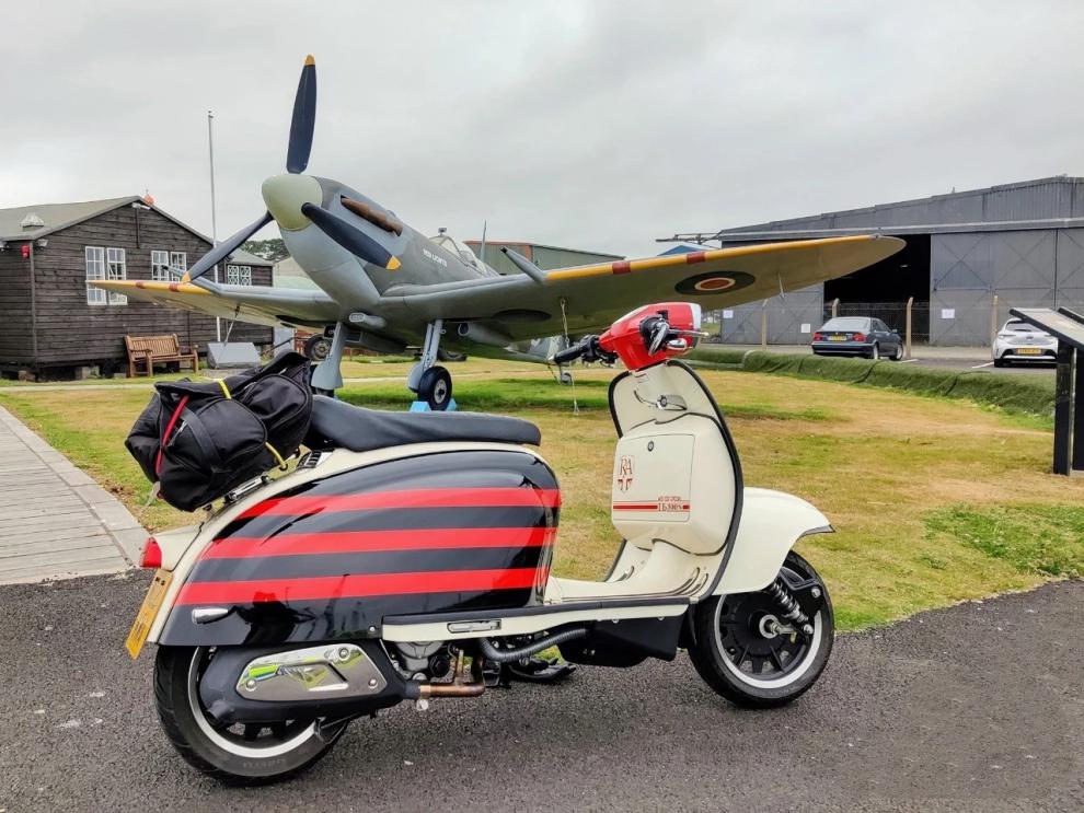 罗马假日维斯帕摩托车 进口比亚乔罗马假日维斯帕vespa雅马哈125复古