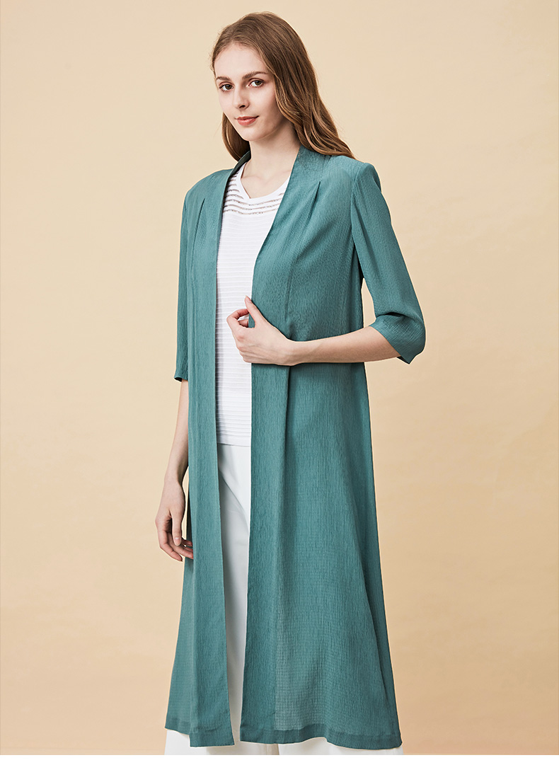 皮尔卡丹女装 新款青色中长款桑蚕丝短袖无扣风衣外套 商场同款 青色