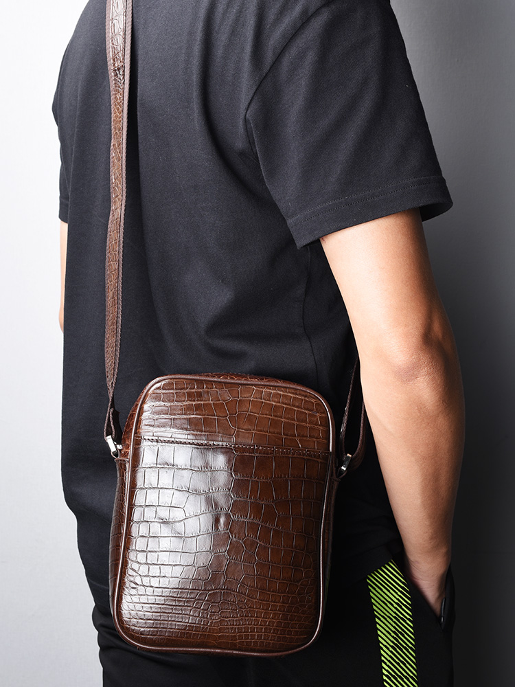 琻澳袋鼠轻奢泰国肚皮骨皮鳄鱼皮包男包斜挎单肩包男士小背包内外全