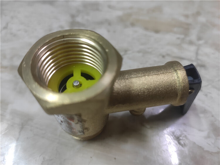 通用美的电热水器大水压安全阀1.