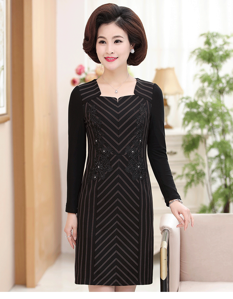 孝珍中年妈妈春秋装连衣裙长袖中老年女打底衫裙子2019新款40岁50气质