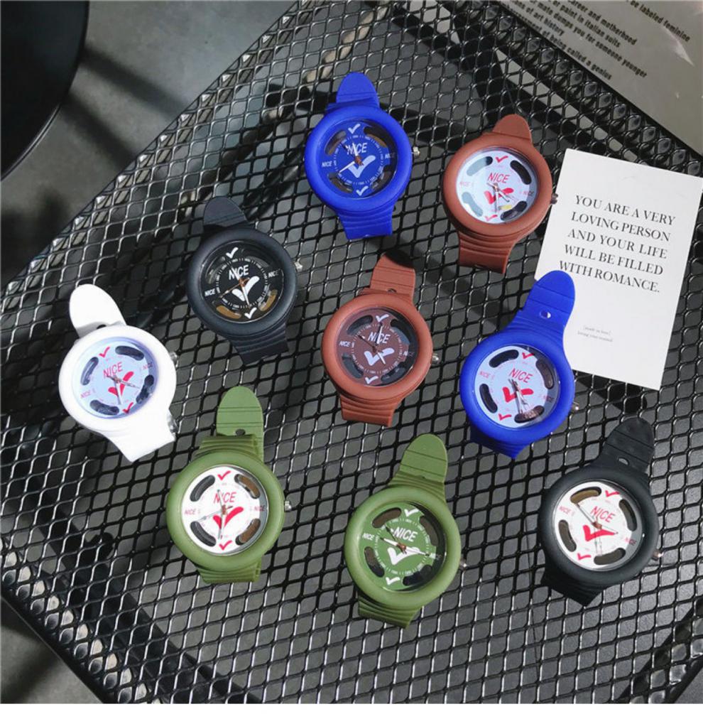 tnt时代少年团周边手表 宋亚轩手表时代少年团女款ins高颜值男学生党