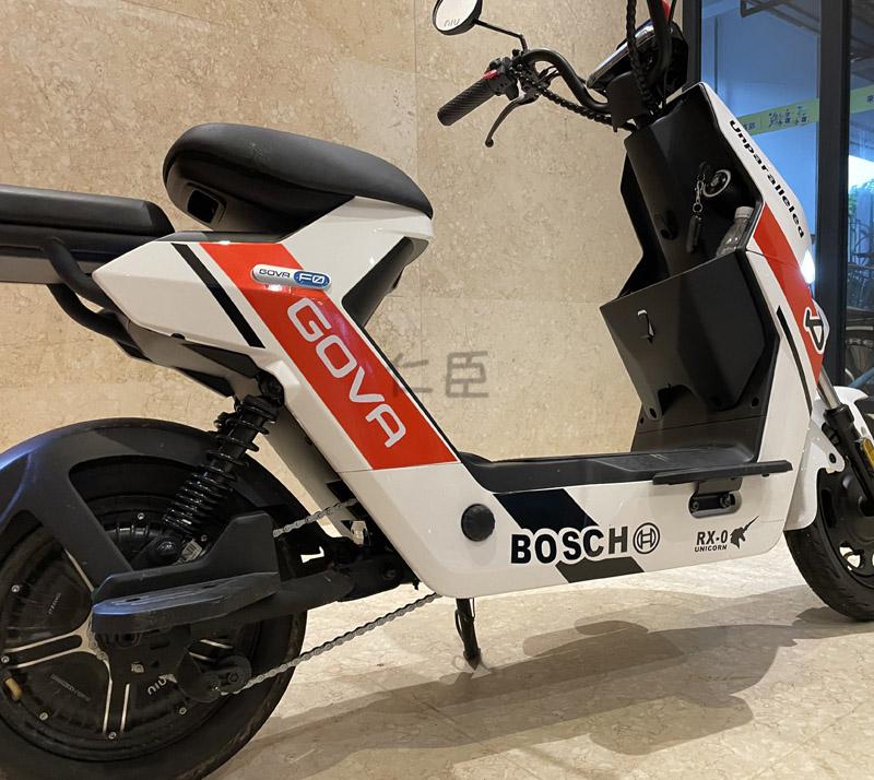 小牛f0贴纸电动车f0专用govr fo改装反光装饰拉花 蓝红款【图片 价格