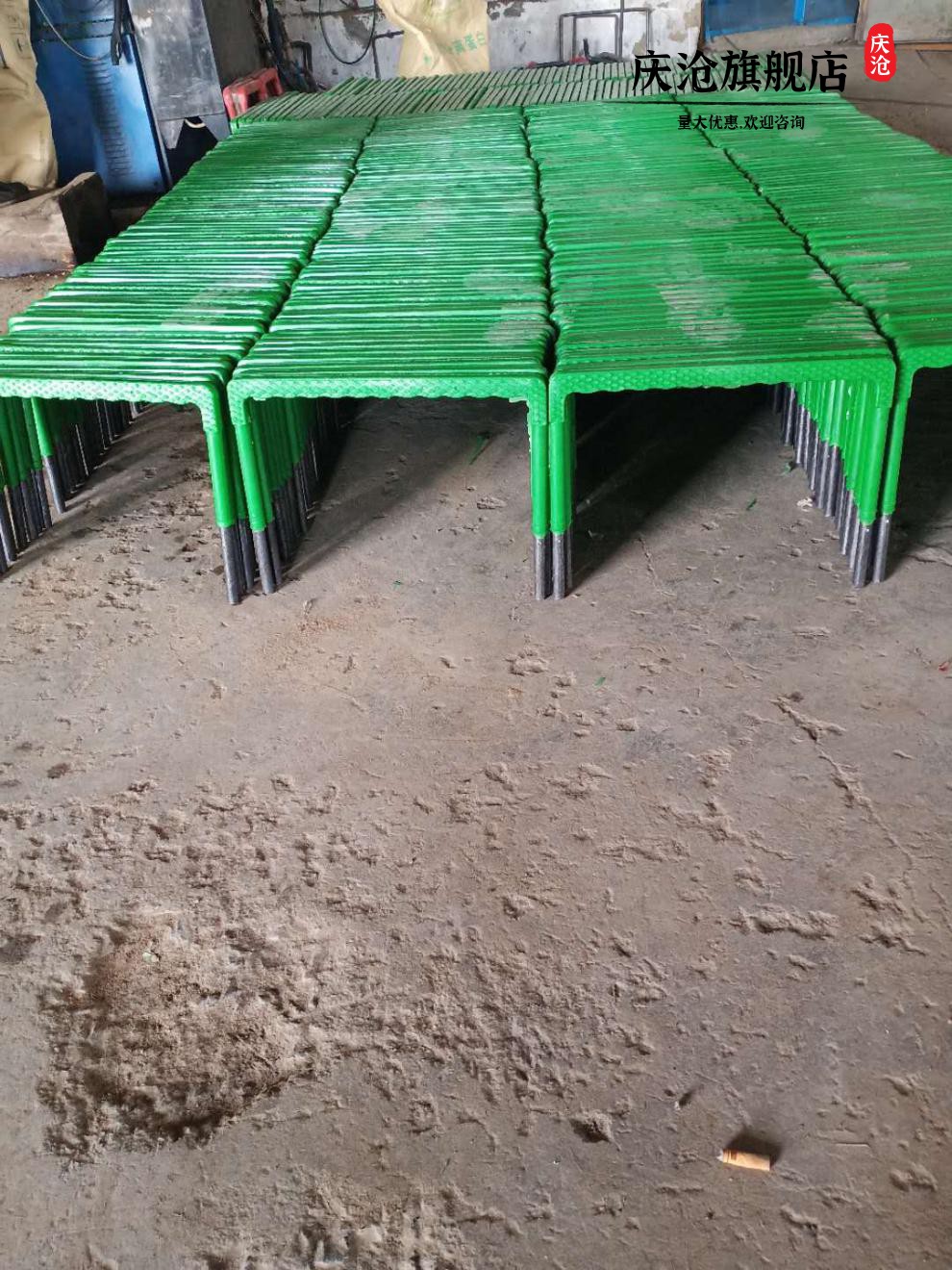 塑钢爬梯踏步检查井爬梯市政下水道污水窑井爬梯弯头预埋包塑爬梯