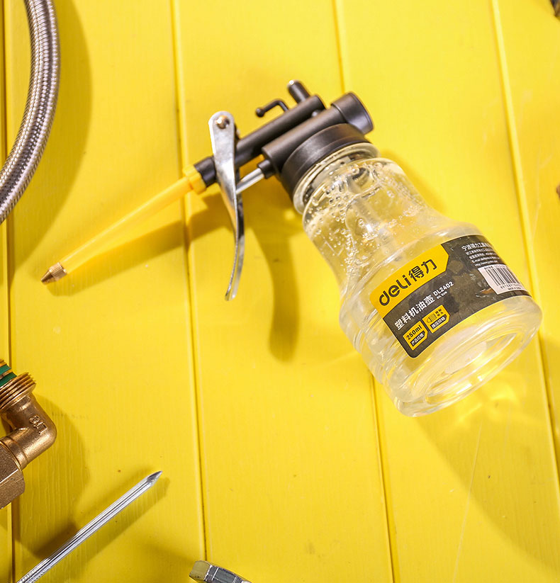 得力deli塑料机油壶透明油壶机油枪机器加油注油壶注油器dl2402注油器