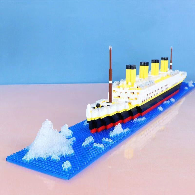 乐高lego微颗粒泰坦尼号积木海盗船成年高难度拼装玩具礼物 大号