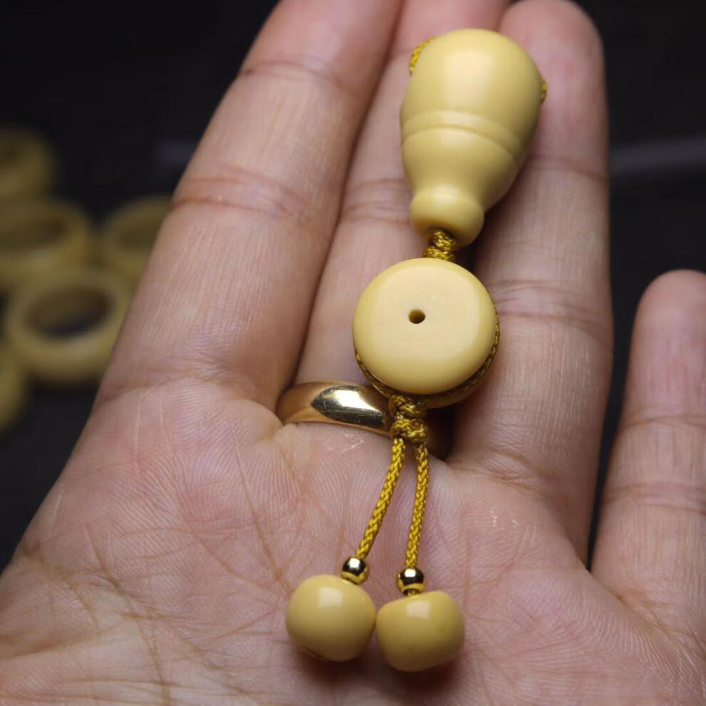 倪曼天然原矿金膏玉滑轮背云小金刚星月菩提佛珠配饰百香籽文玩饰品