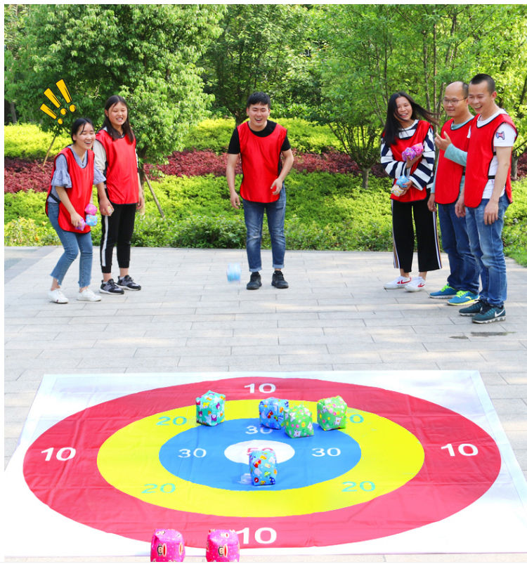 丢沙包地摊货源沙包掷准盘户外团建拓展训练道具亲子室内投掷游戏器材