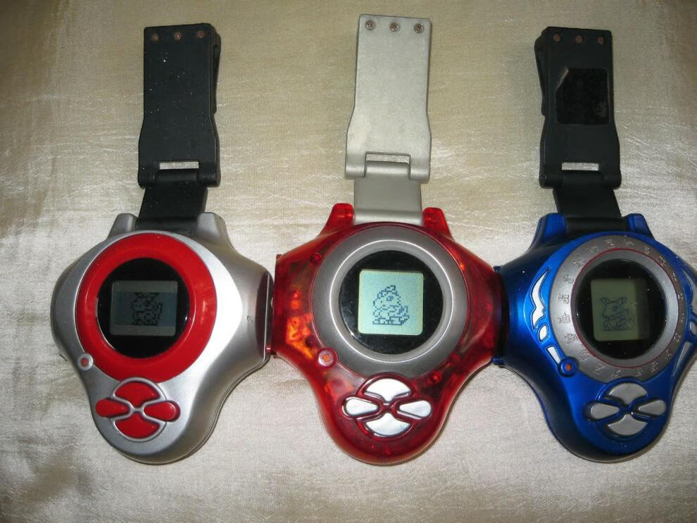 2022新款数码宝贝进化器数码暴龙机万代国产怀旧玩具神圣计划三代手环