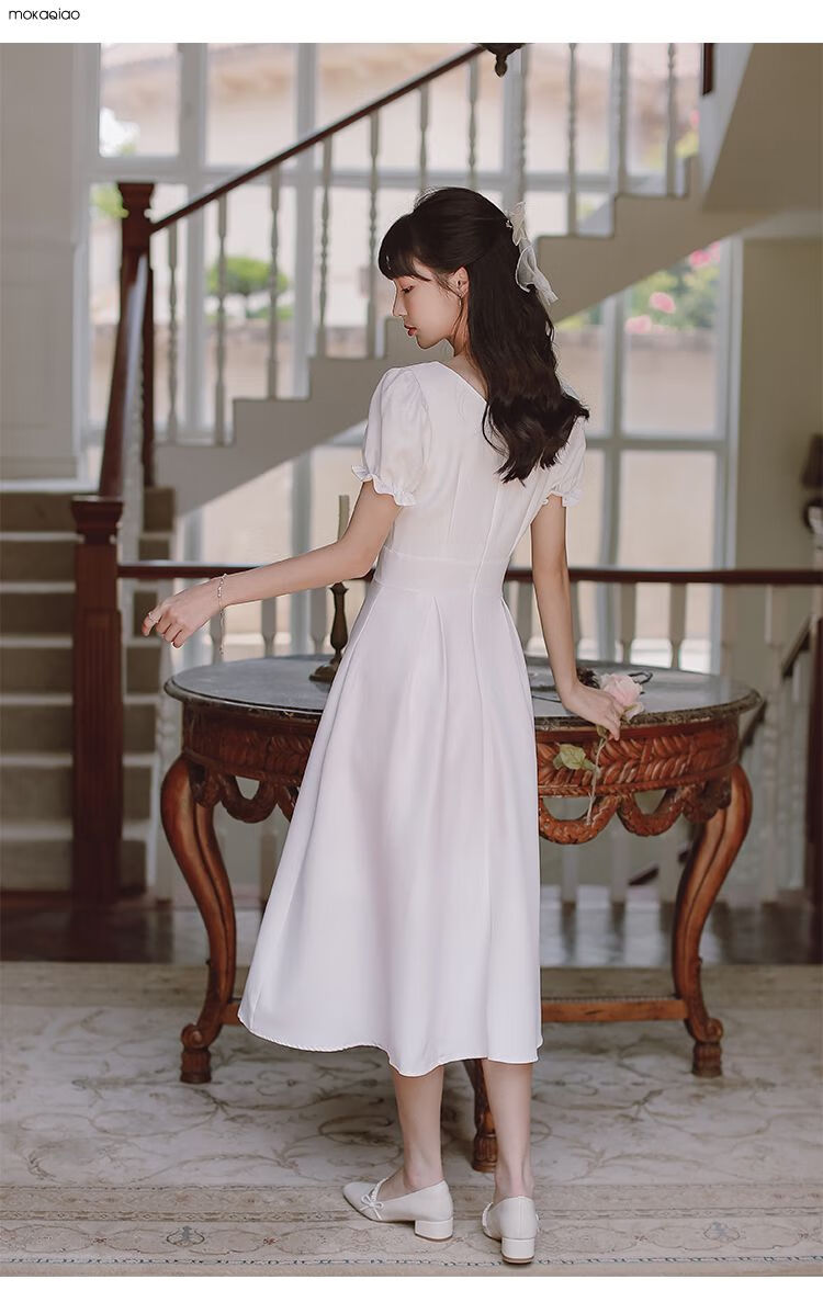 茉卡俏夏天女生短袖白色连衣裙女学生夏装2022夏季新款纯色复古时尚