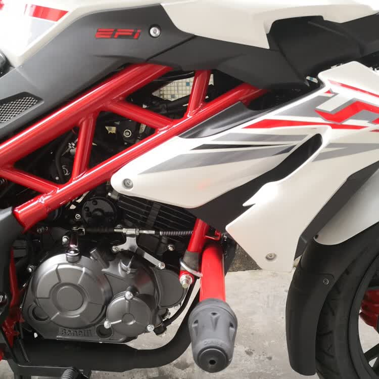 工马适用于贝纳利红宝龙tnt150i摩托车改装保险杠bj15029b防摔前护杠