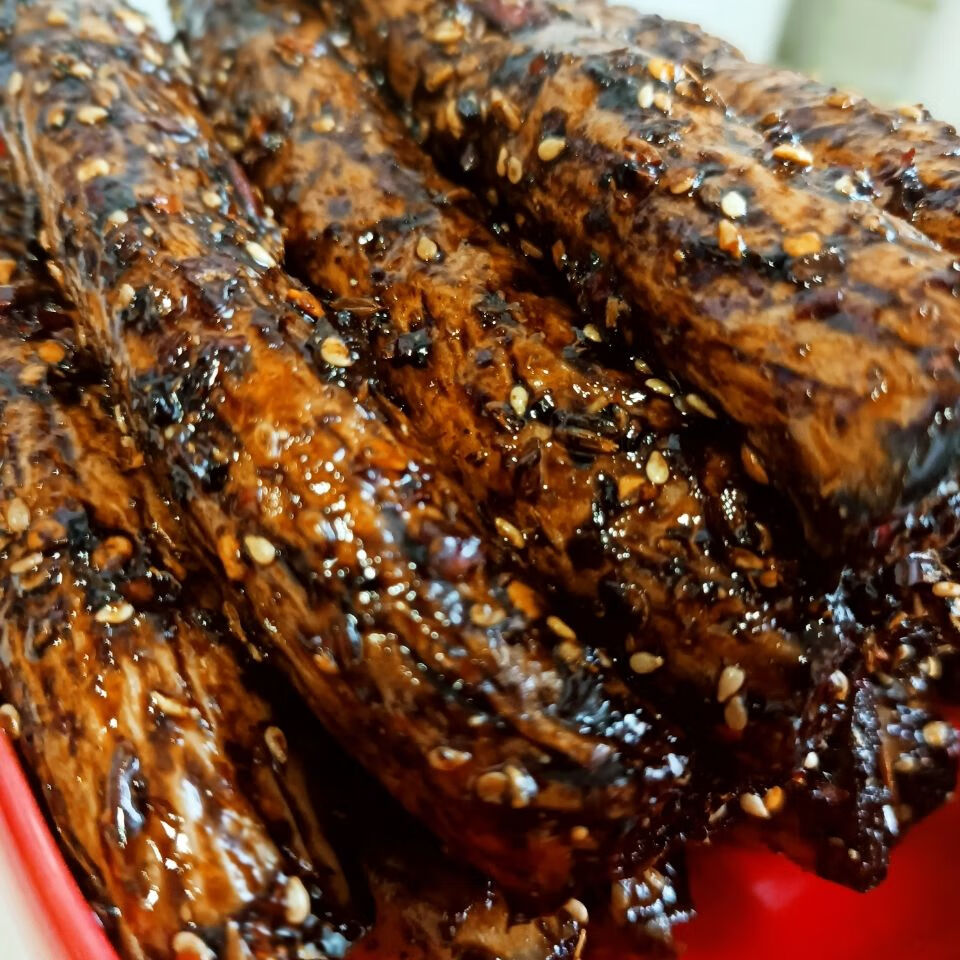 纯手工黑辣条黑豆肠辣棍手工辣片网红黑辣条怀旧8090麻辣棍 黑辣条3包