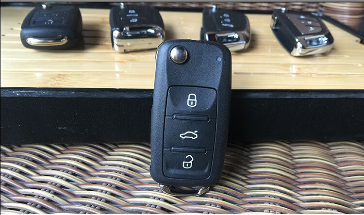 适用于配汽车钥匙芯片适用大众宝来速腾捷达桑塔纳polo途观高尔夫遥控