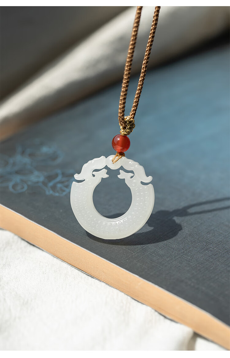 檀福匠新疆和田玉青玉晴水双龙戏珠吊坠玉石挂件毛衣链送女友爱人生日