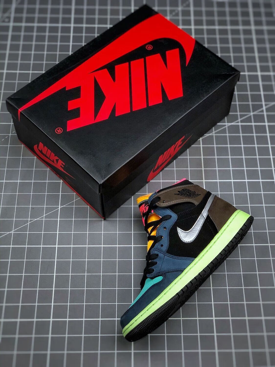 air aj1 生物黑客 彩色拼接 高帮男女鞋休闲板鞋运动跑步鞋聨名同款