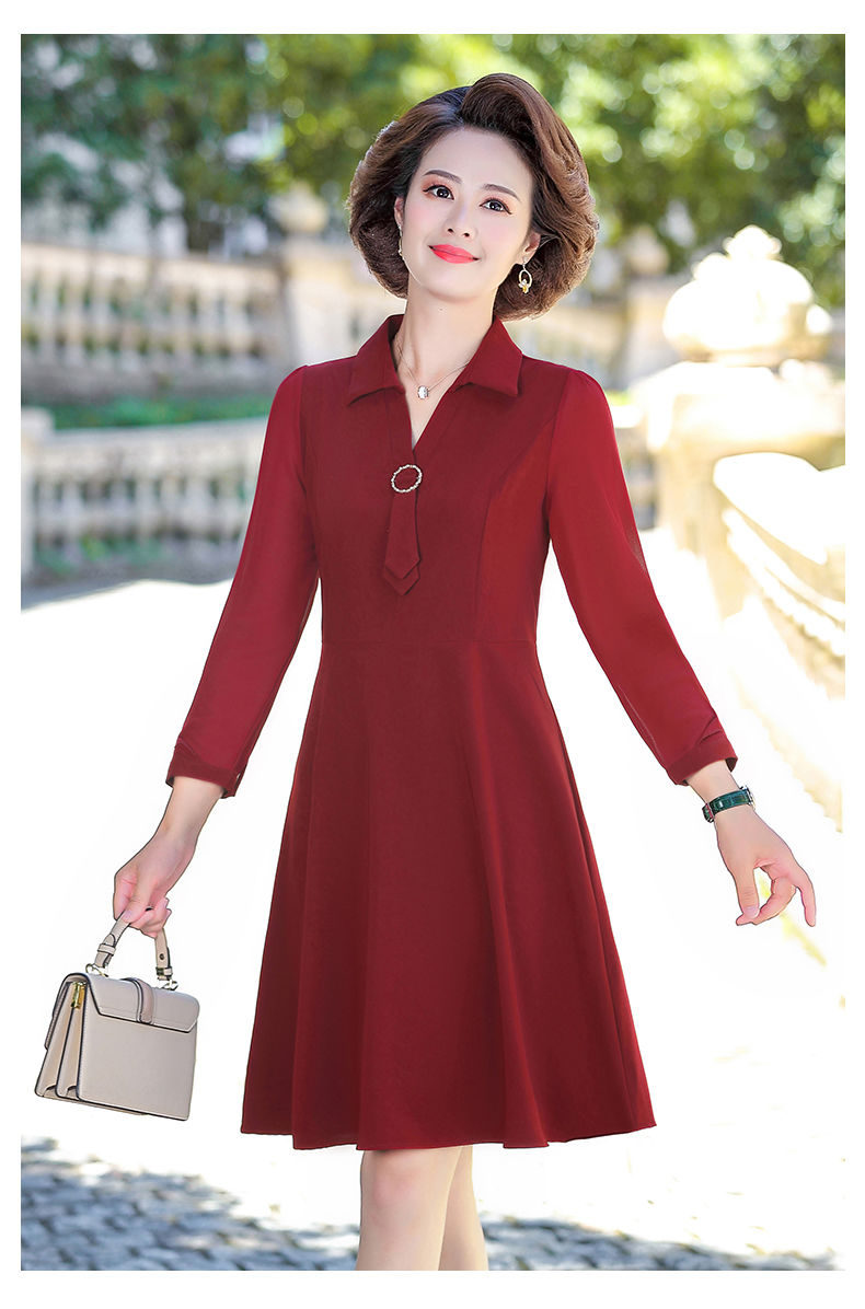 中老年妈妈秋装连衣裙2022新款大号40岁50女装阔太太洋气裙子藏青色l