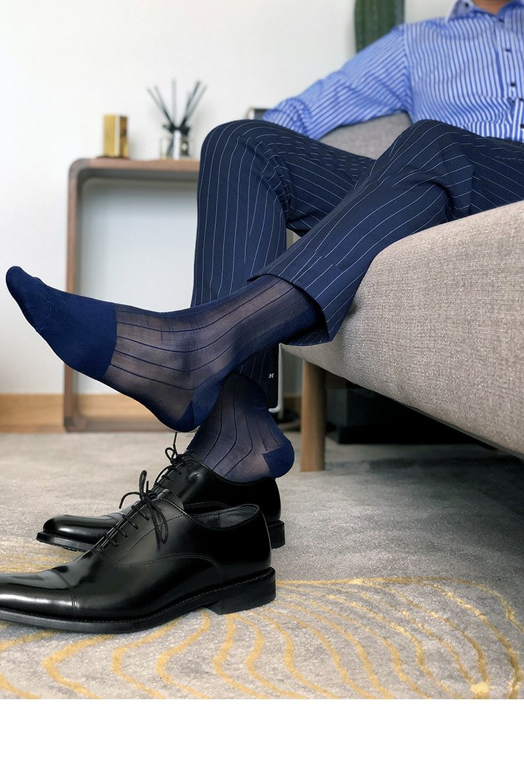 2双男士正装商务袜中筒锦纶丝袜欧美性感条纹袜子黑色窄条纹均码