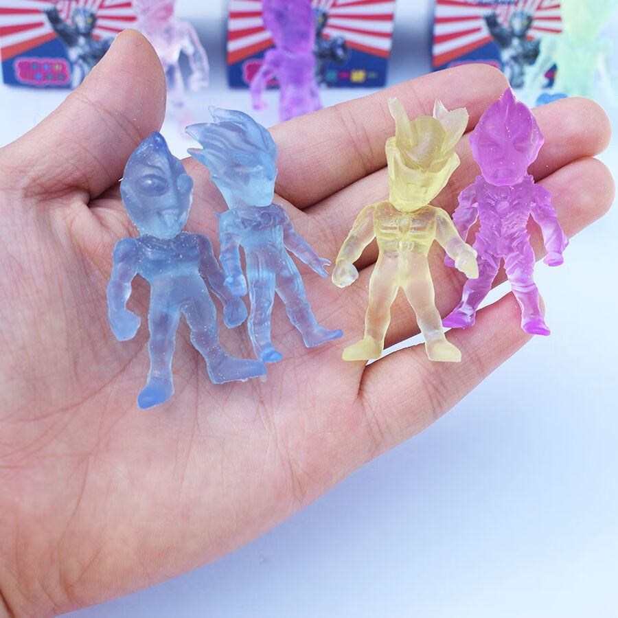 奥特曼盲盒水晶 遇光变色奥特曼软胶透明公仔盲盒2个装创意水晶玩偶