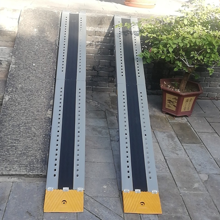 柯甄折叠无障碍坡道板摩托轮椅上车上楼台阶板斜坡板航空箱装车折叠款