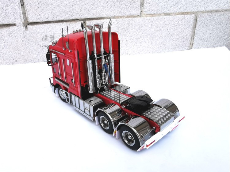 132肯沃斯kenworthk200澳洲卡车拖头合金汽车模型红色