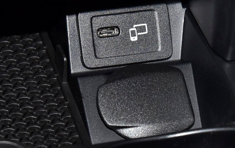 适用于22款奔驰carplay数据线gls450汽车用品迈巴赫600车内改装480