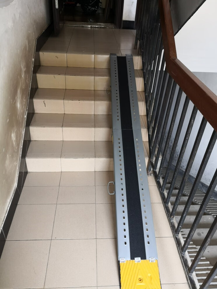 台阶斜坡板摩托车轮椅上车楼梯装车神器无障碍坡道板 折叠款 2 米长款