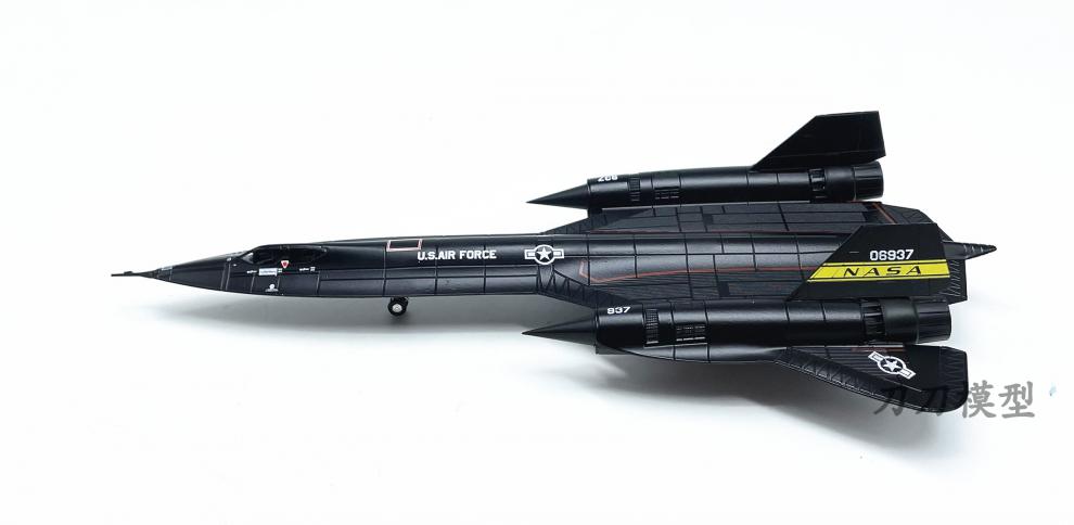 美国黑鸟侦察机 1:144 美国sr-71黑鸟侦察机超音速合金飞机模型nasa