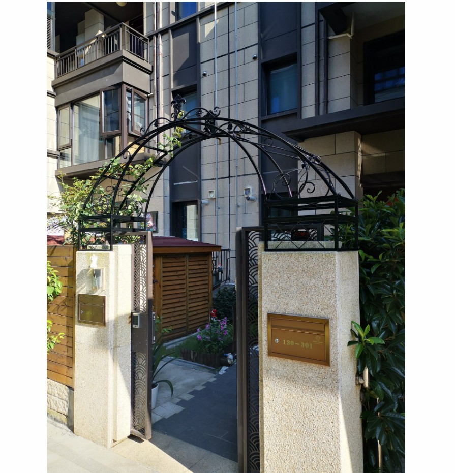 裳淇庭院门门头拱形花架定做铁艺园艺半拱门花园墩子拱形大小门定制