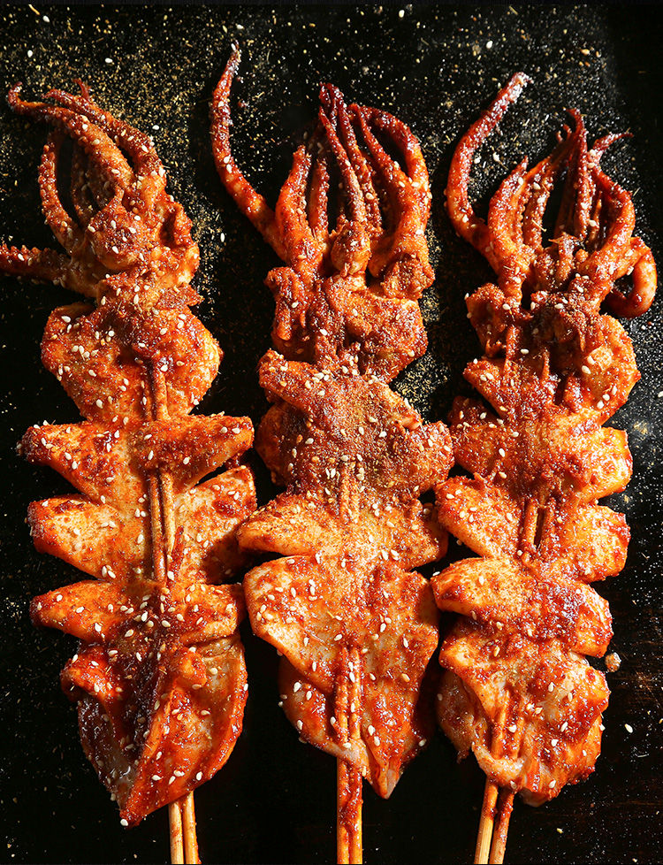 鱿鱼新鲜冷冻大鱿鱼冻鱿鱼片整只鱿鱼烧烤食材海鲜水产华奥薇斯1斤