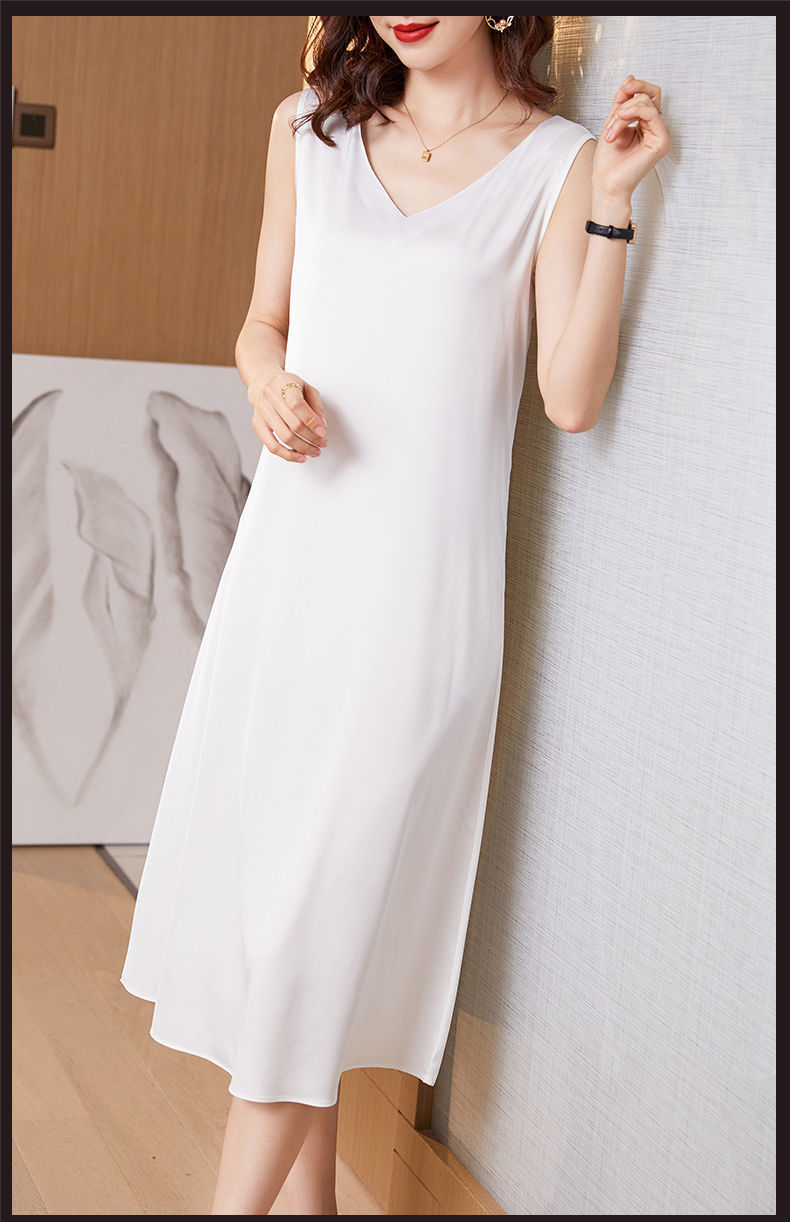 真丝连衣裙女2022夏季新款桑蚕丝宽松加码v领无袖过膝长裙紫色647m