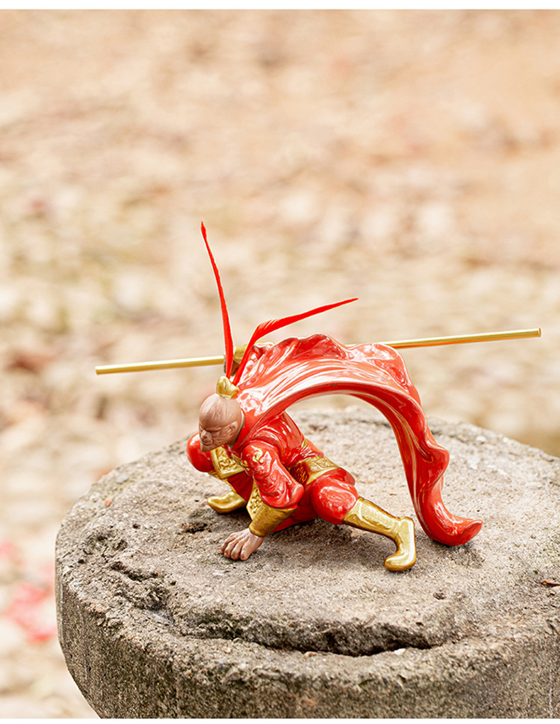 汽车创意摆件齐天大圣孙悟空斗战胜佛紫砂陶瓷车内中控台装饰用品红色