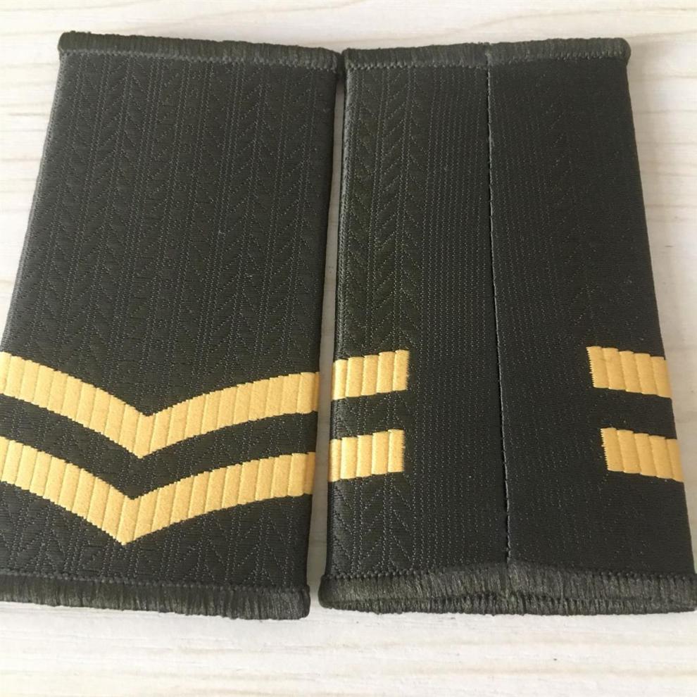 军衔肩章老货 上世纪99式sg套肩 软肩 军训肩章影视道具 军绿色(上等)